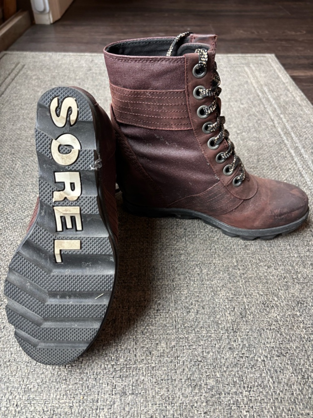 Sorel Women's Dark Burgundy Lace-Up Waterproof Boots